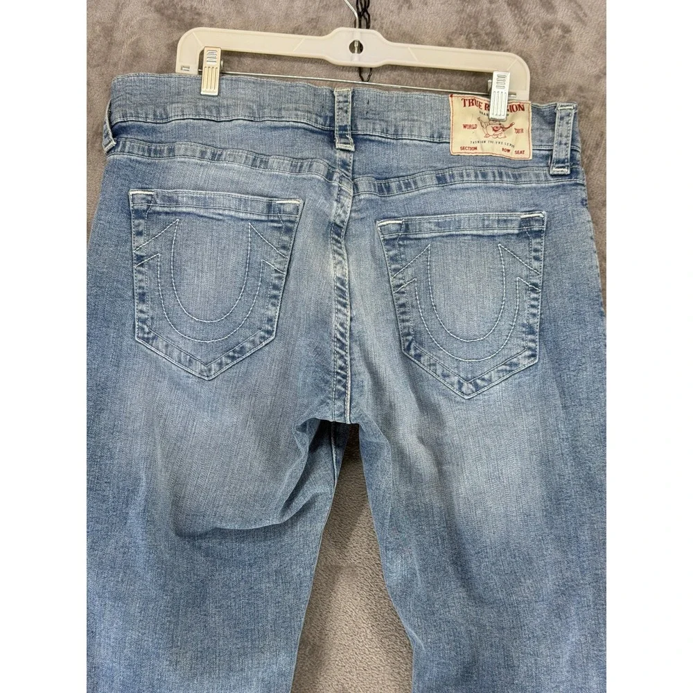 True Religion Jeans Mens 36 Ricky Relaxed Straight Light Blue EUC